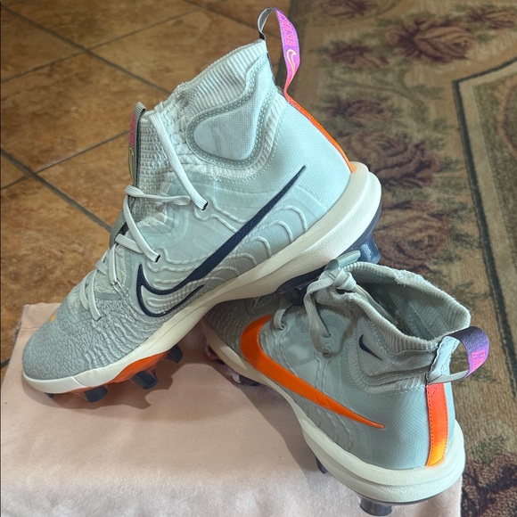 Nike Alpha Huarache NXT MCS 2024 Mid Baseball Cleats main image 9